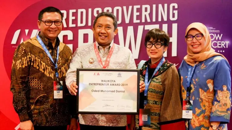 Konsen di Pariwisata, Oded Diganjar Penghargaan Market Plus