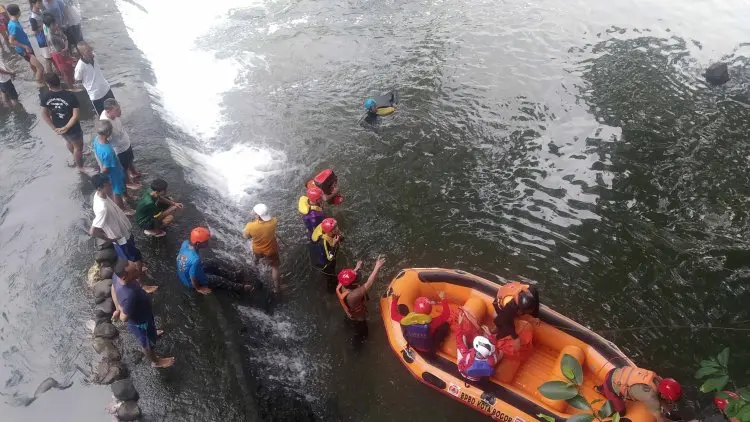 Nekat Berenang, Bocah Kelas 6 SD Ini Tenggelam di Ciliwung