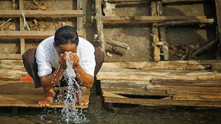 Cara Atasi Junub di Saat Air Sedikit