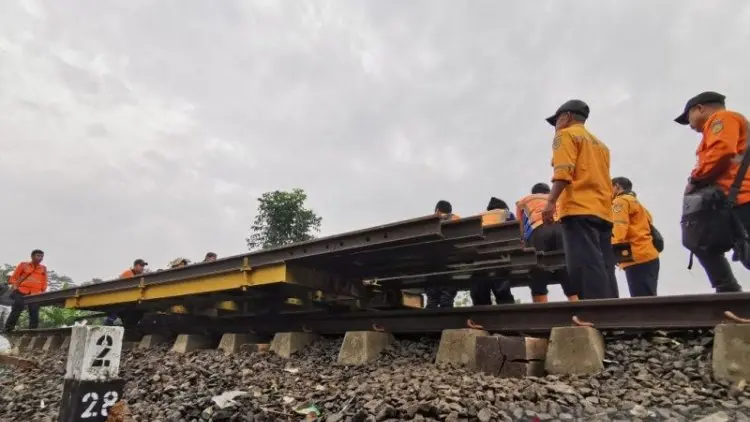 Longsor Sukabumi, Empat Jadwal Perjalanan KA Pangrango Dibatalkan