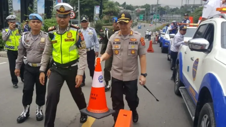 Jalan Puncak Ada Bottle Neck, Kanalisasi 2 : 1 Tidak Dilaksanakan Secara Utuh