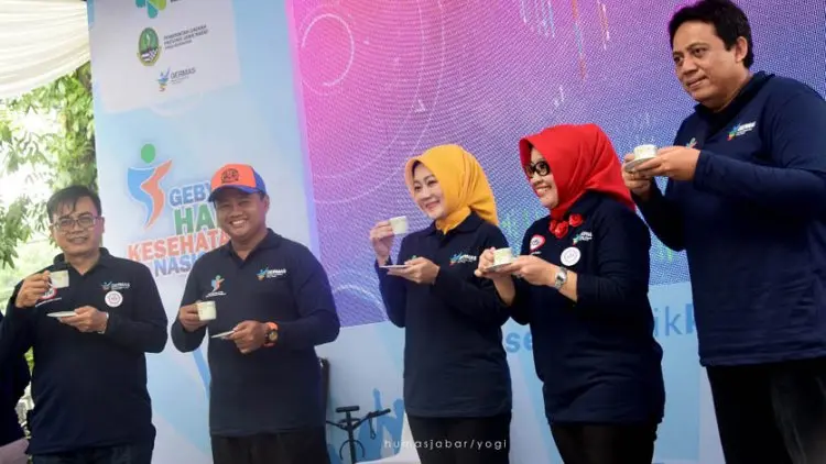 Hari Kesehatan Nasional, Jabar Canangkan Gerakan Bugar dengan Jamu