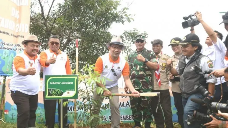 Upaya Jabar Selamatkan Lahan Kritis