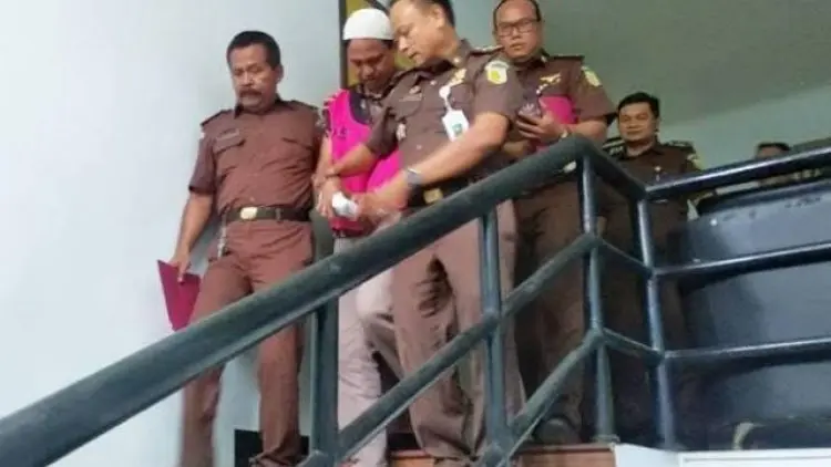Kejaksaan Bekasi Tahan Koruptor Apbdes Rp1 Miliar