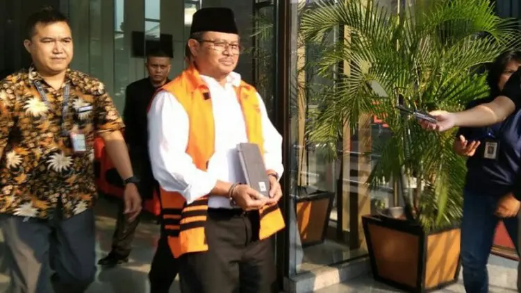 KPK Geledah BPR Indramayu, Telisik Dugaan Korupsi Supendi