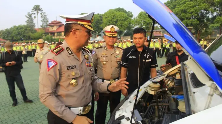 Polda Jabar Cek Kesiapan Petugas dan Kendaraan Patroli Jelang Operasi Lilin Lodaya 2019