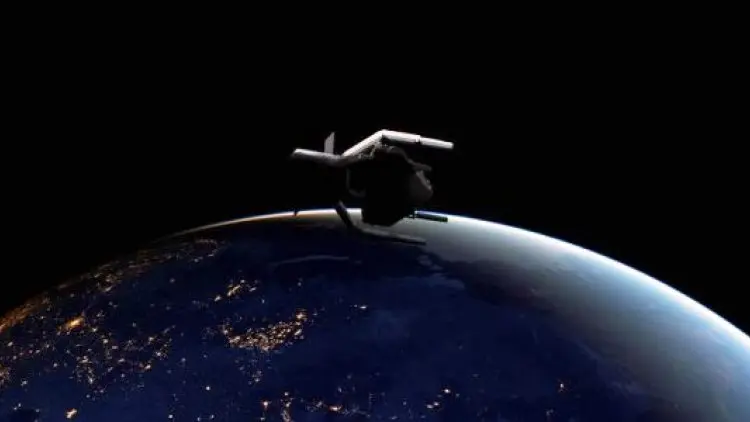 ESA Akan Kirim Robot Pembersih Sampah Luar Angkasa