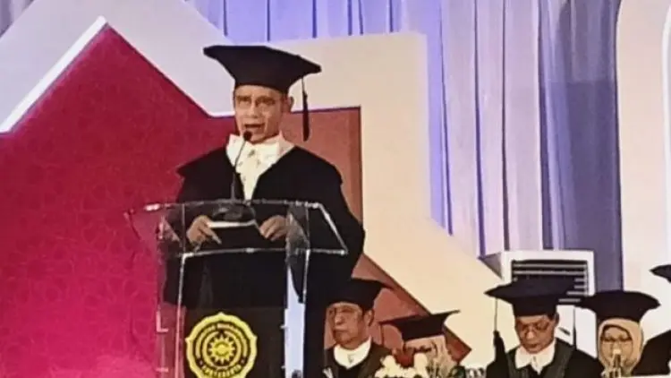 Haedar Nashir Dikukuhkan Sebagai Guru Besar UMY