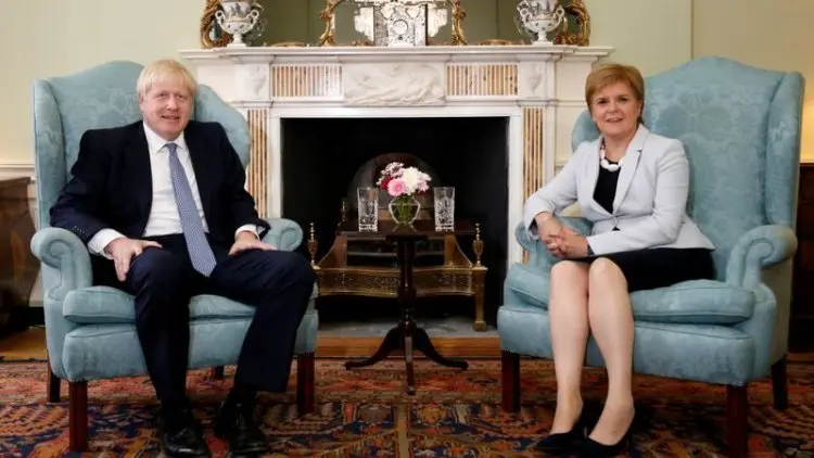 Sturgeon: PM Inggris Harus Terima Suara Referendum Kedua Skotlandia