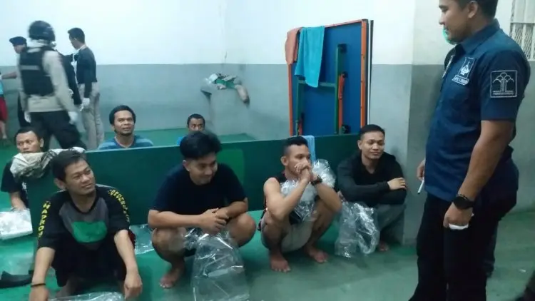 Razia, Ini Yang Ditemukan dari Lapas Gunung Sindur