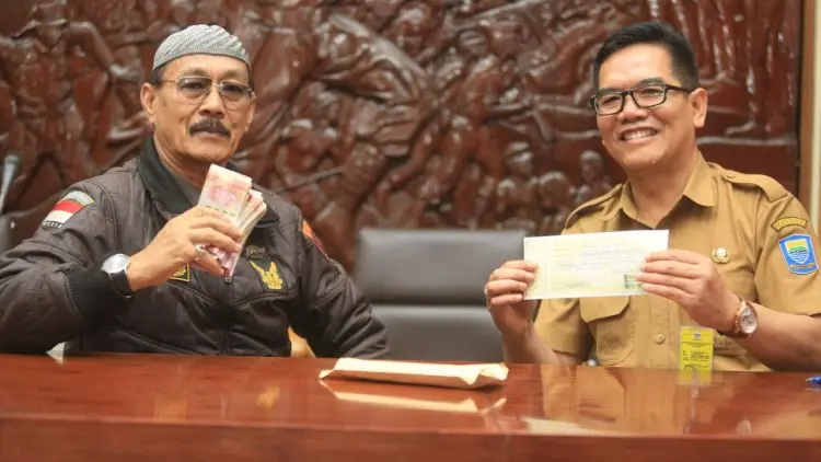 Pemkot Bandung Berikan Fasilitas Kepada Warga RW 11 Tamansari