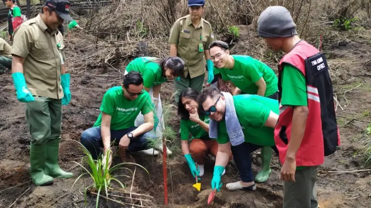 1,1 Ha Lahan TWA Ijen Ditanami Pohon Pascaterbakar
