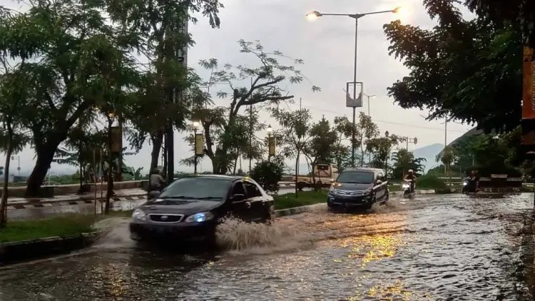 Warga Soreang Keluhkan Banjir Cileuncang