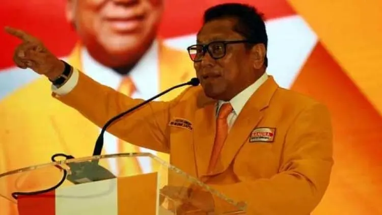 Oso Coret Wiranto dari Ketua Dewan Pembina Hanura