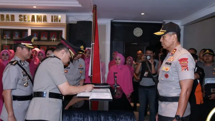 Kombes Saptono Erlangga Emang Menjabat Kabid Humas Polda Jabar