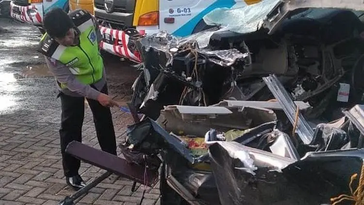 Kecelakaan, Putra KH Hasyim Muzadi Meninggal