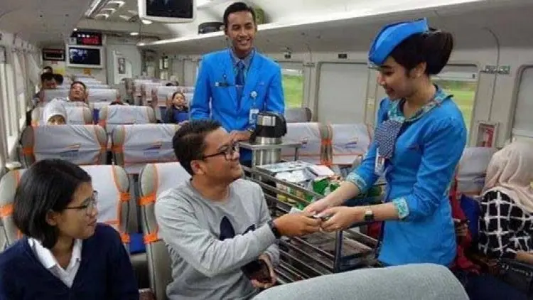 Nataru, Pegawai KAI Dilarang Ambil Cuti Tahunan
