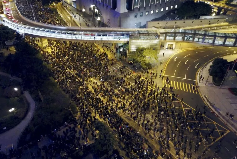 Inggris Desak China Berdialog dengan Pemrotes Hong Kong