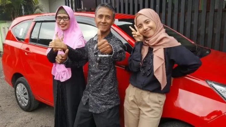 Dapat Pujaan Hati dengan Daihatsu Hijet