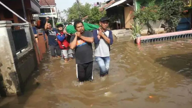 Bersih-bersih Pasca Banjir, Warga Bojongasih Meninggal Dunia