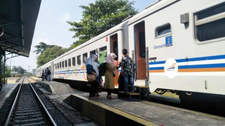 Puncak Kepadatan Kereta di Prediksi Akhir Desember