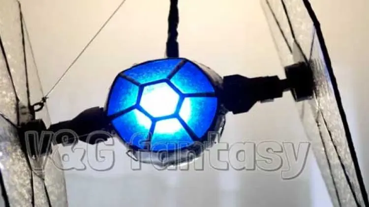 Lampu Kaca Unik Bertemakan Pesawat Star Wars