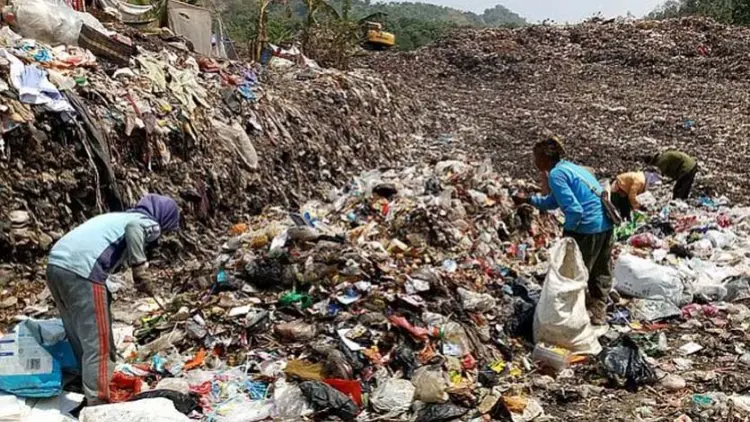 Kabupaten Cirebon Masih Darurat Sampah