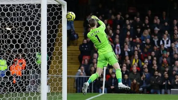 Blunder, Solskjaer Tetap Bela De Gea