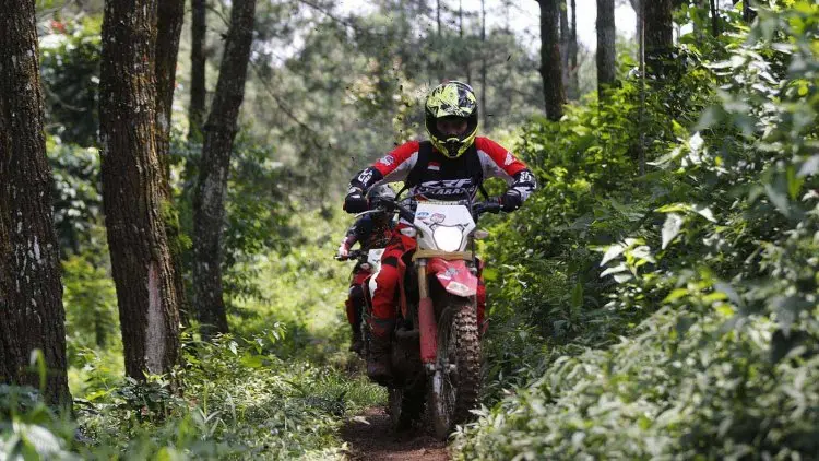 DAM Ajak Pecinta Adventure di Honda CRF150L Day Leisure Adventure Camp
