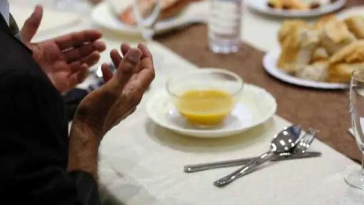 3 Langkah Ideal saat Berbuka Puasa