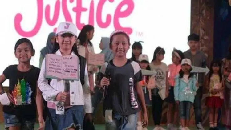 Justice, Percantik Gaya Anak di Akhir Tahun