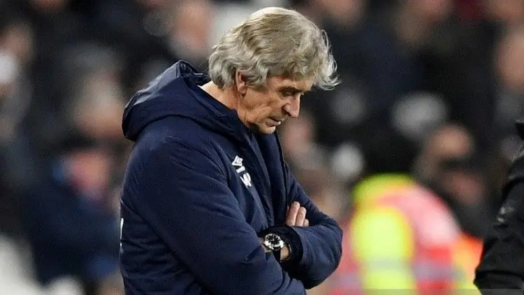 Dikalahkan Leicester, Sejam Kemudian West Ham Pecat Pellegrini