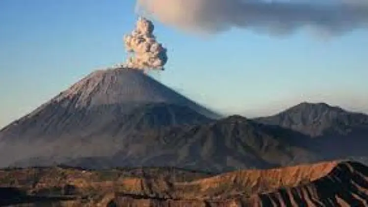 Akhir Tahun, Jalur Pendakian Semeru Masih Ditutup