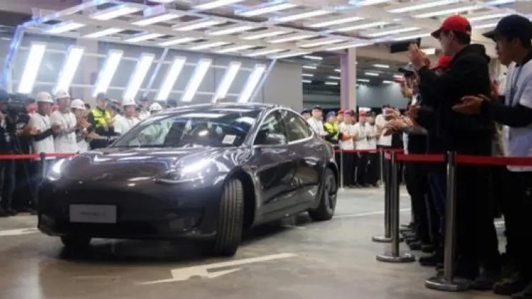 Tesla Mulai Kirim Model 3 Produksi China