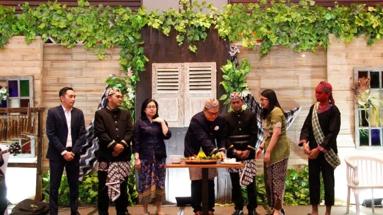 Novotel Bandung Persembahkan 13 Menu Sunda Buhun di HUT Ke-13