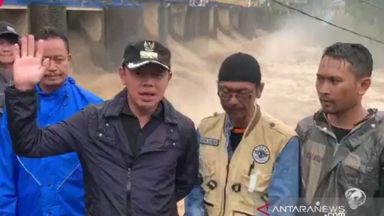 Wali Kota Bogor Kunjungi Katulampa, Ingatkan Warga Antisipasi Bencana