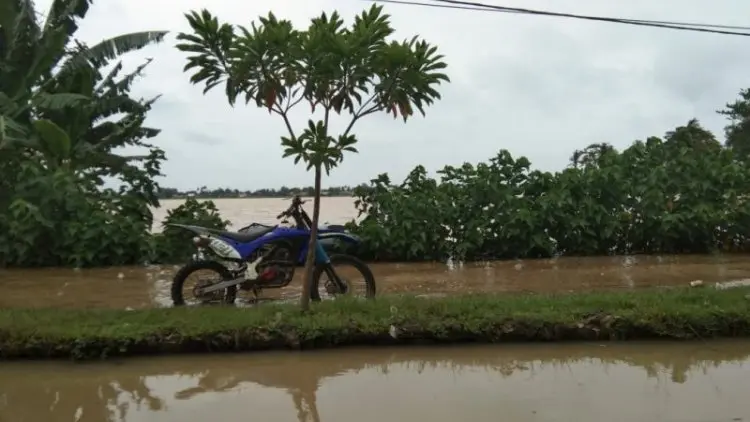 Banjir Juga Melanda Sejumlah Daerah di Karawang