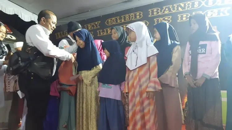 Tahun Baru Tidak Ada Petasan, Kelab Motor Besar Ini Pilih Berbagi Pada Anak Yatim