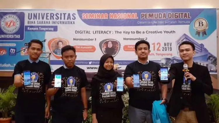 Aplikasi M-Tryout Bantu Cerdaskan Siswa SMA