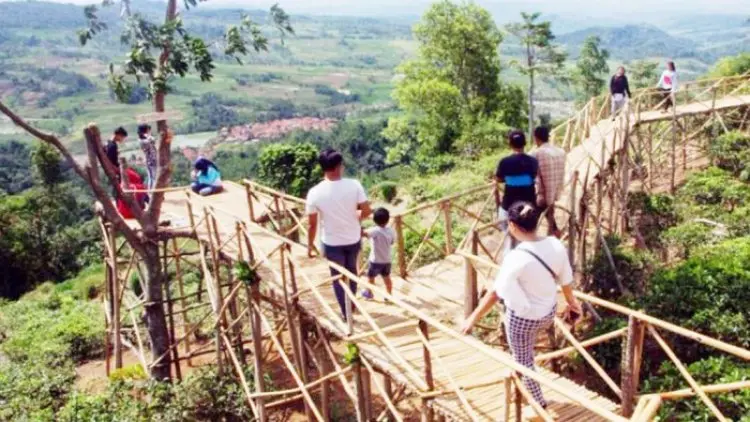 Hanya 2,8 Juta, Jumlah Kunjungan Wisatawan ke Purwakarta Meleset dari Target