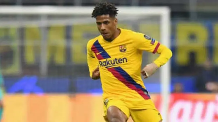 Milan dan Barca Diklaim Sepakati Transfer Todibo