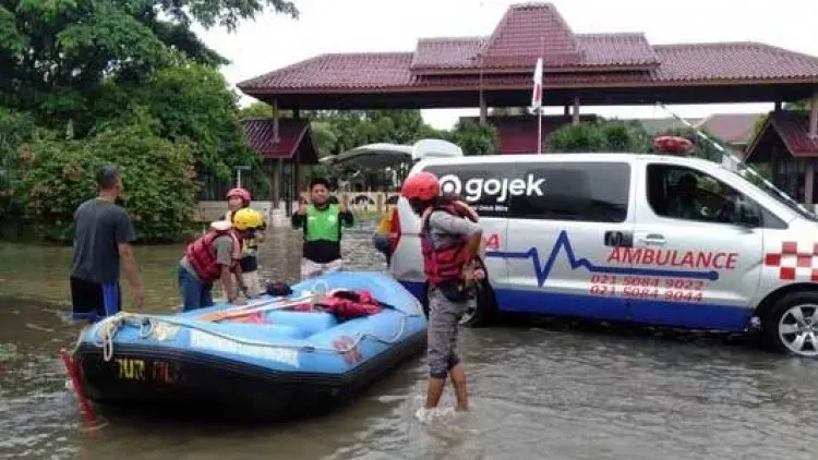 GoJek Donasi Korban Banjir Rp150 Juta