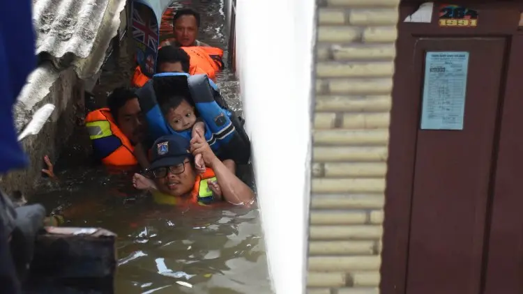 Greenpeace: Banjir Jakarta Peringatan Dampak Perubahan Iklim