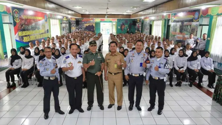 Dishub Kota Bandung Diminta Amankan Trotoar dan Bubarkan Terminal Bayangan