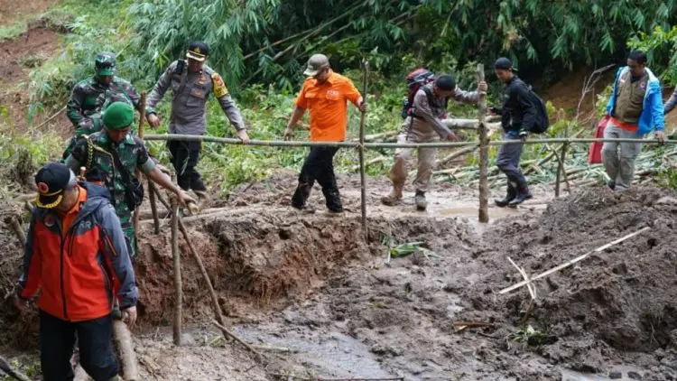 Darurat, Bupati Bogor Ade Yasin Bentuk Tim Tanggap Bencana