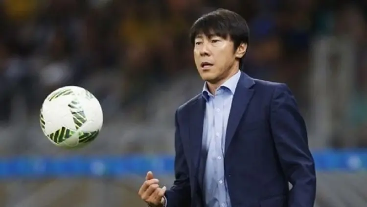 Shin Tae Yong Tak Keberatan Latih Tiga Tim