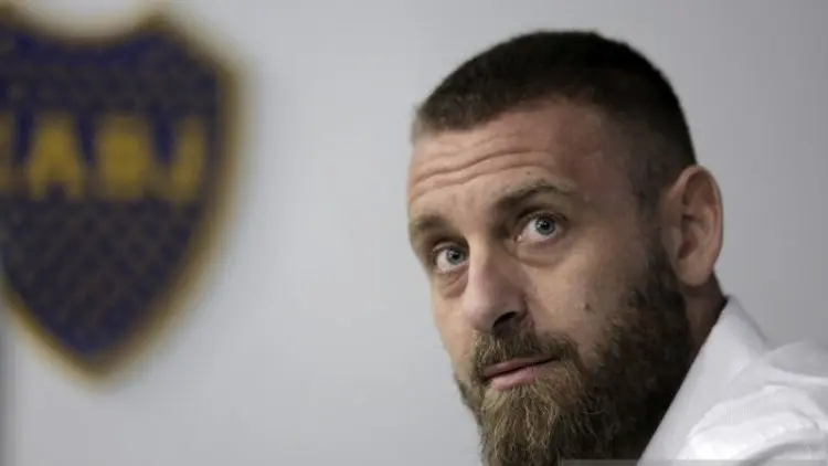 Danielle de Rossi Umumkan Gantung Sepatu