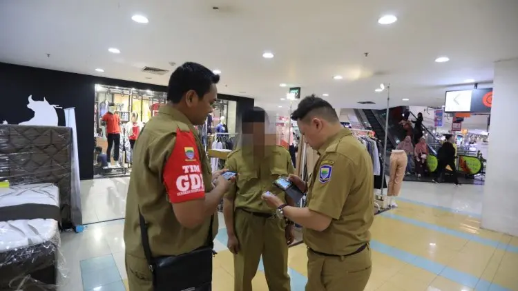 Enam ASN Kota Bandung Terjaring Operasi Saat Jalan-jalan di Mall