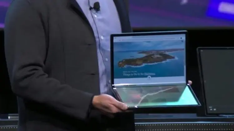 Intel Pamer Laptop Layar Lipat Tanpa Keyboard