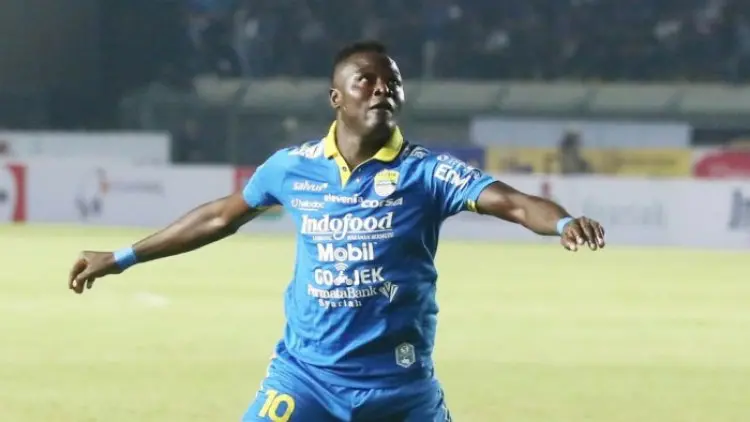 Sang Agen Pastikan Ezechiel N'Douassel Tetap di Persib